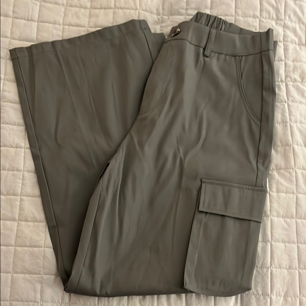 Men's Gray Cargo Pants
